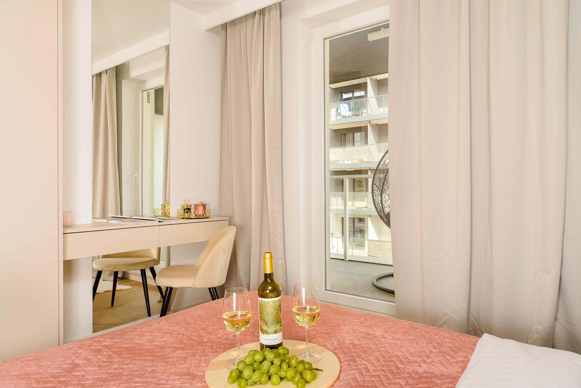 Lumina Lux Apartment On Drewnowska Lodz  Exterior photo